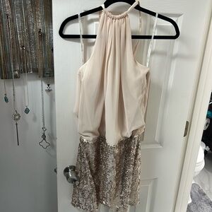 Halter top sequins dress